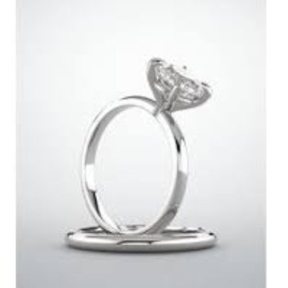 14 karat white gold cushion mounting